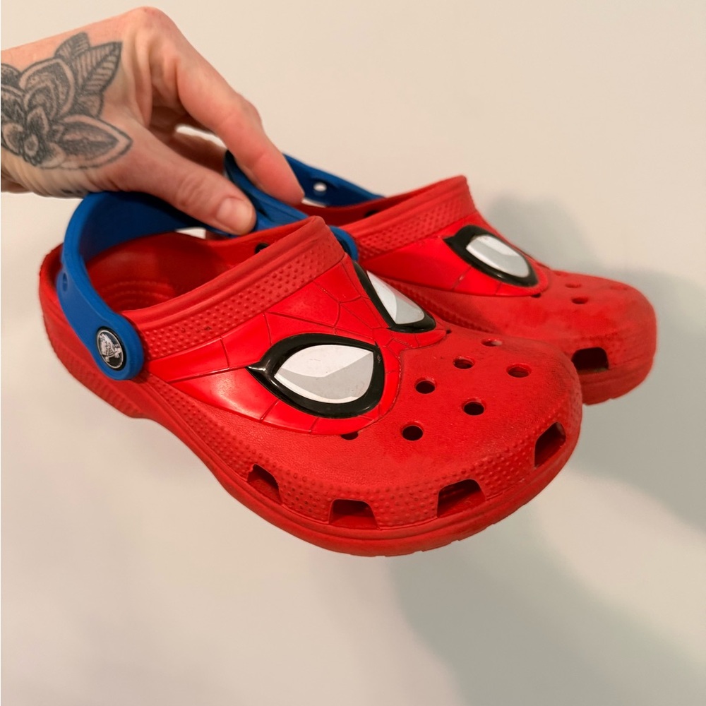 Boys Red Spider-Man crocs